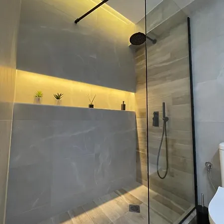 Jacuzzi Suite Ladadika Thessaloniki Exterior photo