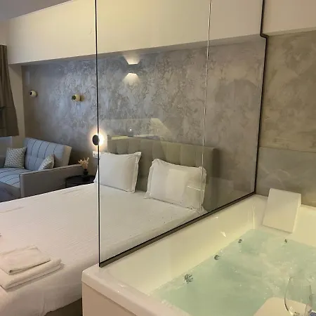Jacuzzi Suite Ladadika Thessaloniki Exterior photo