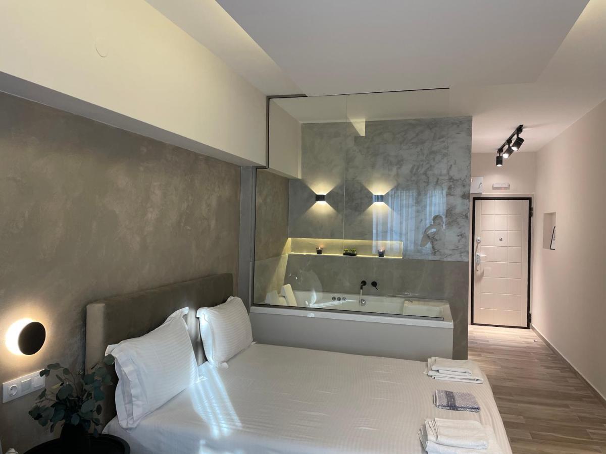 Jacuzzi Ladadika Apartment *